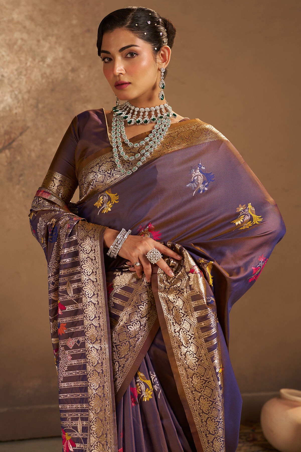 Resplendent Purple Pure Zari Weaving Banarasi Silk Saree With Scintilla Blouse Piece