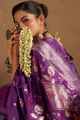 Staggering Purple Pure Zari Weaving Banarasi Silk Saree With Enthralling Blouse Piece