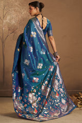 Arresting Rama Pure Zari Weaving Banarasi Silk Saree With Gratifying Blouse Piece