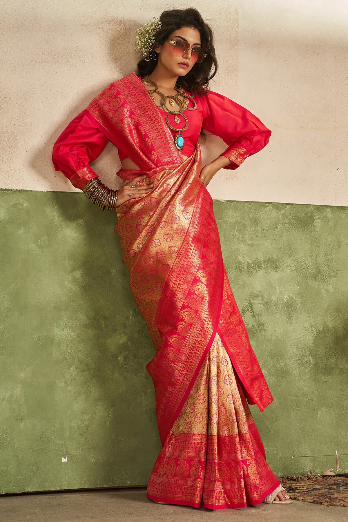 Magnetic Dark Pink Kanjivaram Silk Saree With Flaunt Blouse Piece