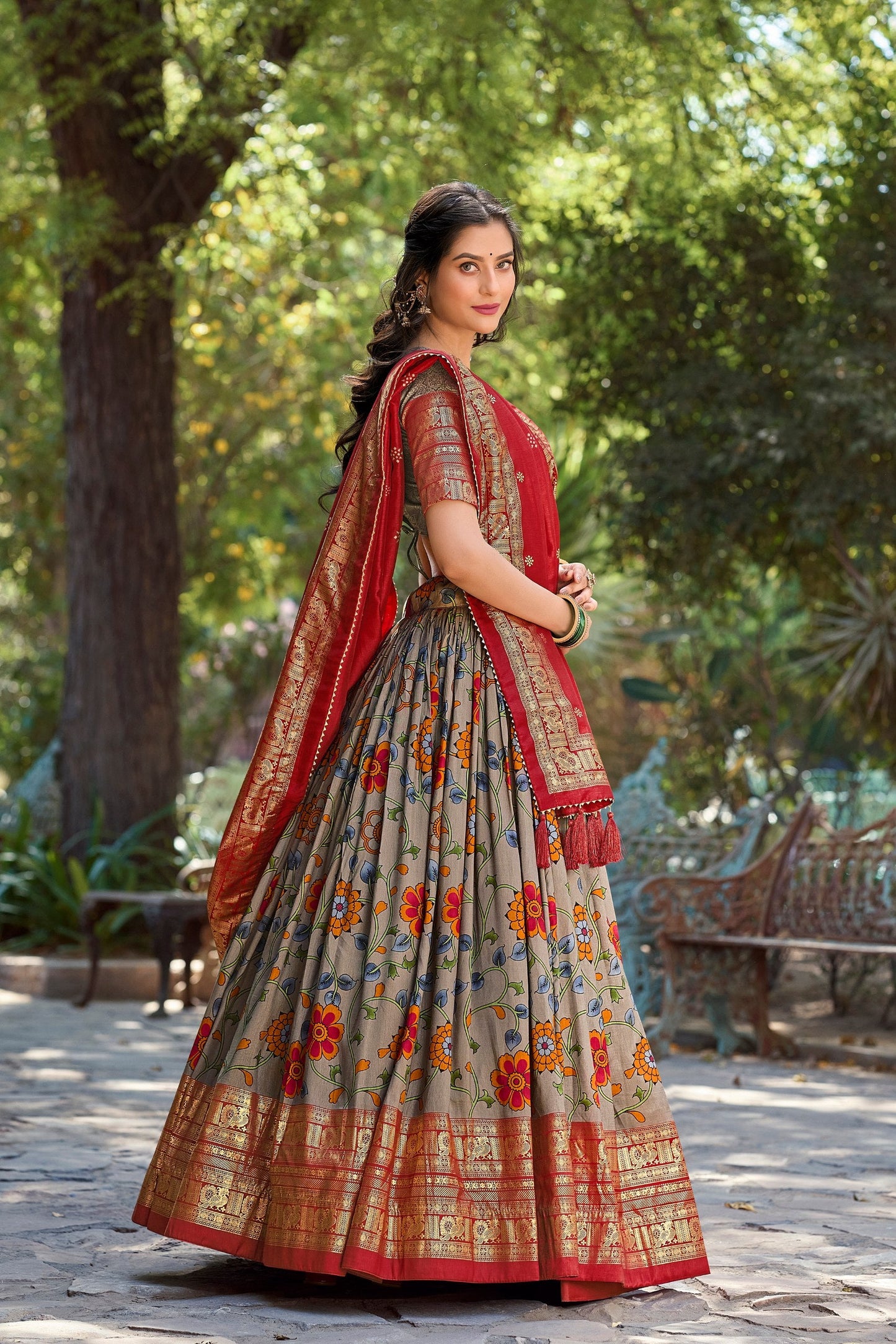 Fabulous Gray Tussar Silk Kalamkari Printed Foil Worked Lehenga Choli