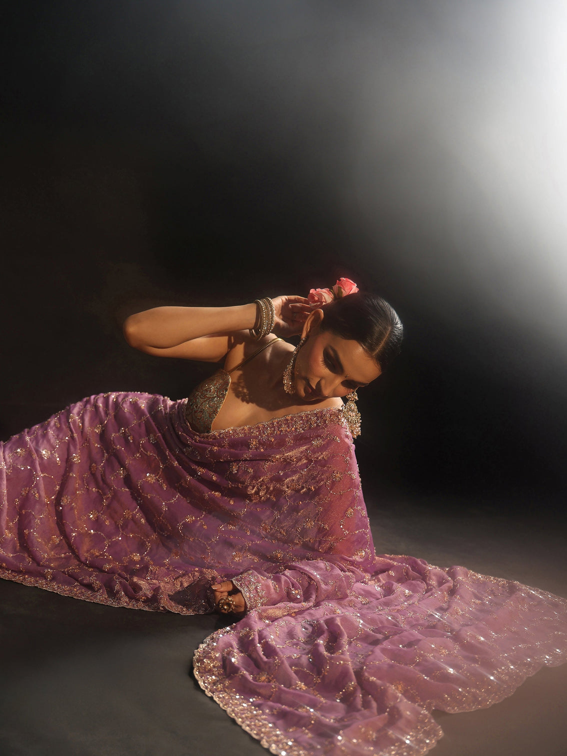 Mameraa Art Dusty Lavender Sequins Embellished Tissue Saree