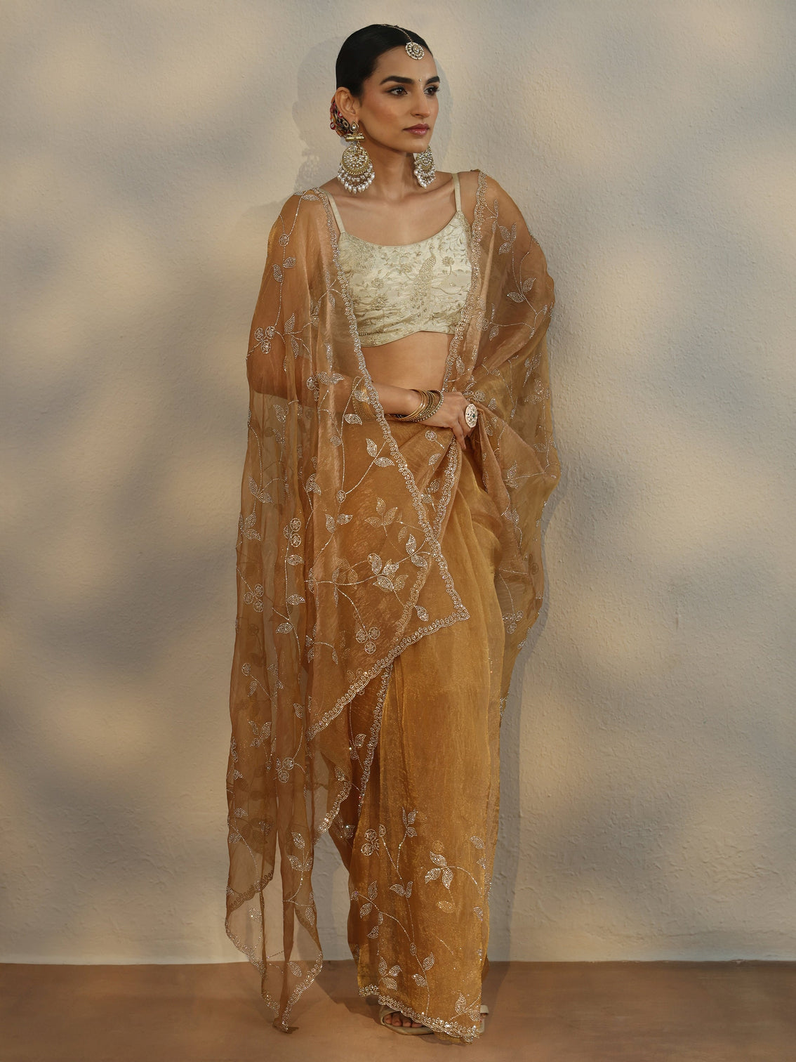 Mameraa Art Gold Floral Embellished Tissue Saree