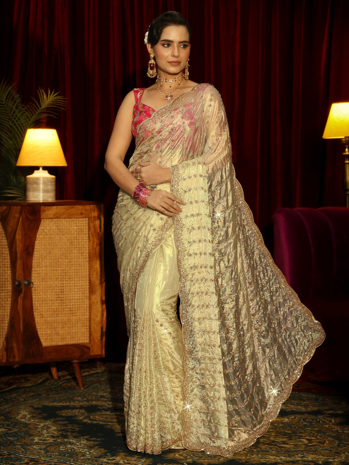 Mameraa Art Green Embroidered Tissue Saree