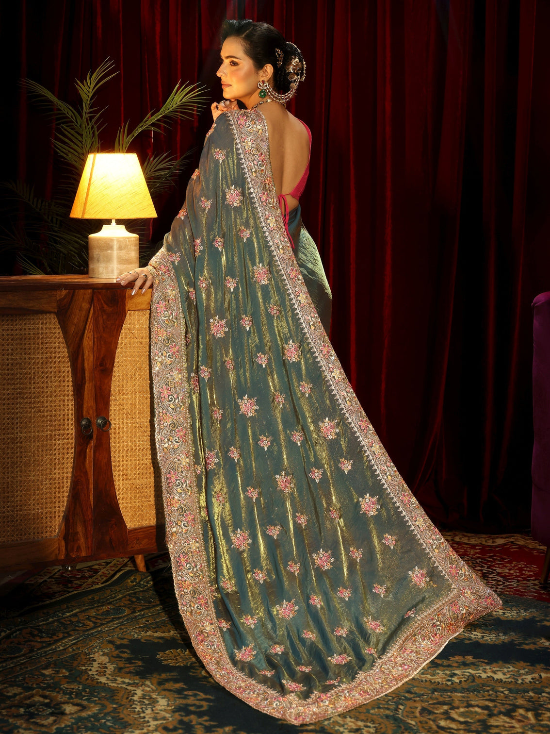 Mameraa Art Green Floral Embroidered Tissue Saree