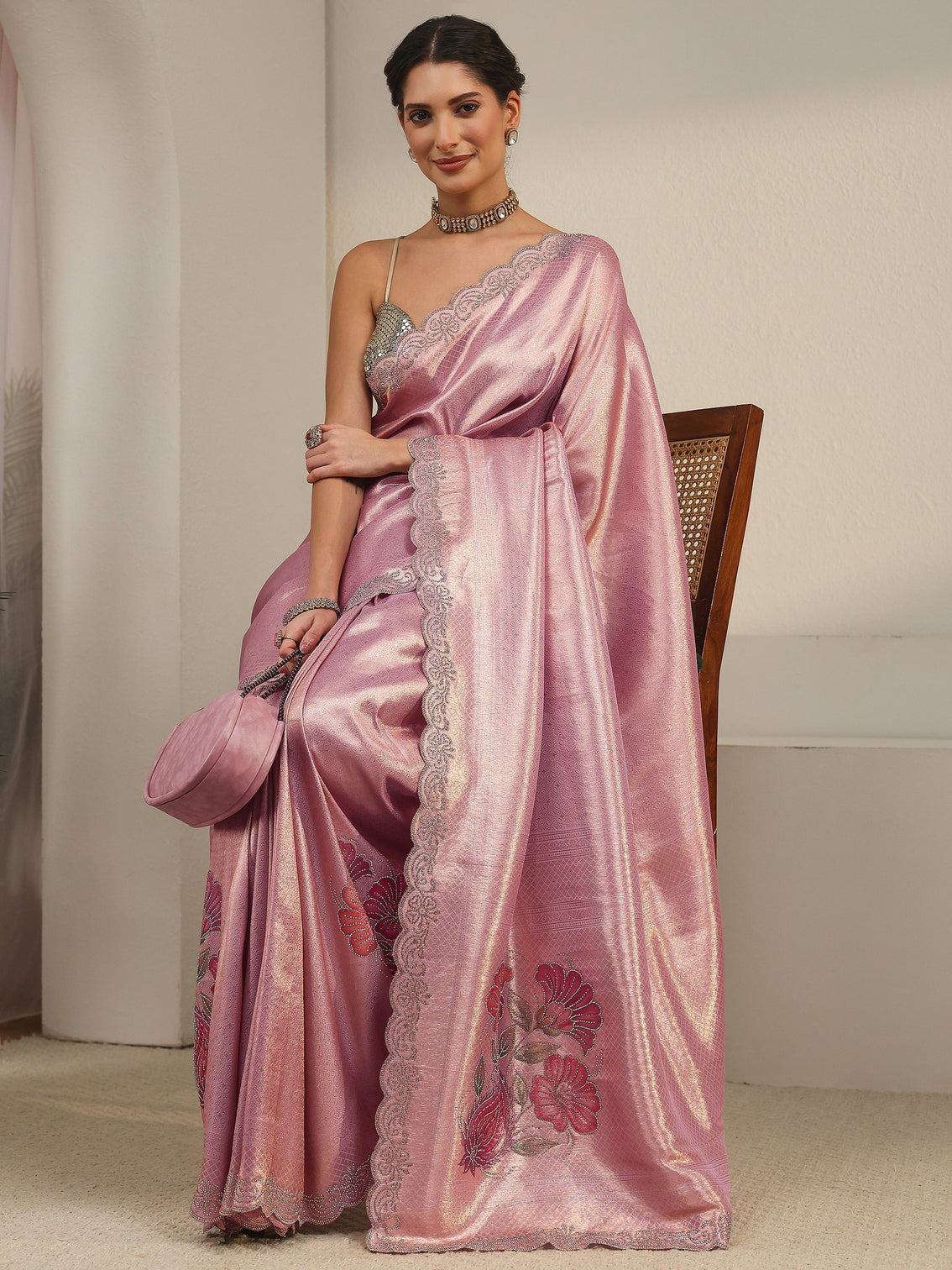Mameraa Art Lilac Floral Embellished Silk Blend Saree