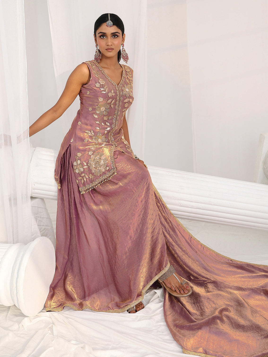 Mameraa Art Mauve Embellished Sleeveless Silk Blend Palazzo Suit Set