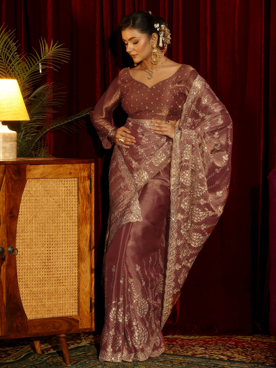 Mameraa Art Mauve Embroidered Tissue Saree