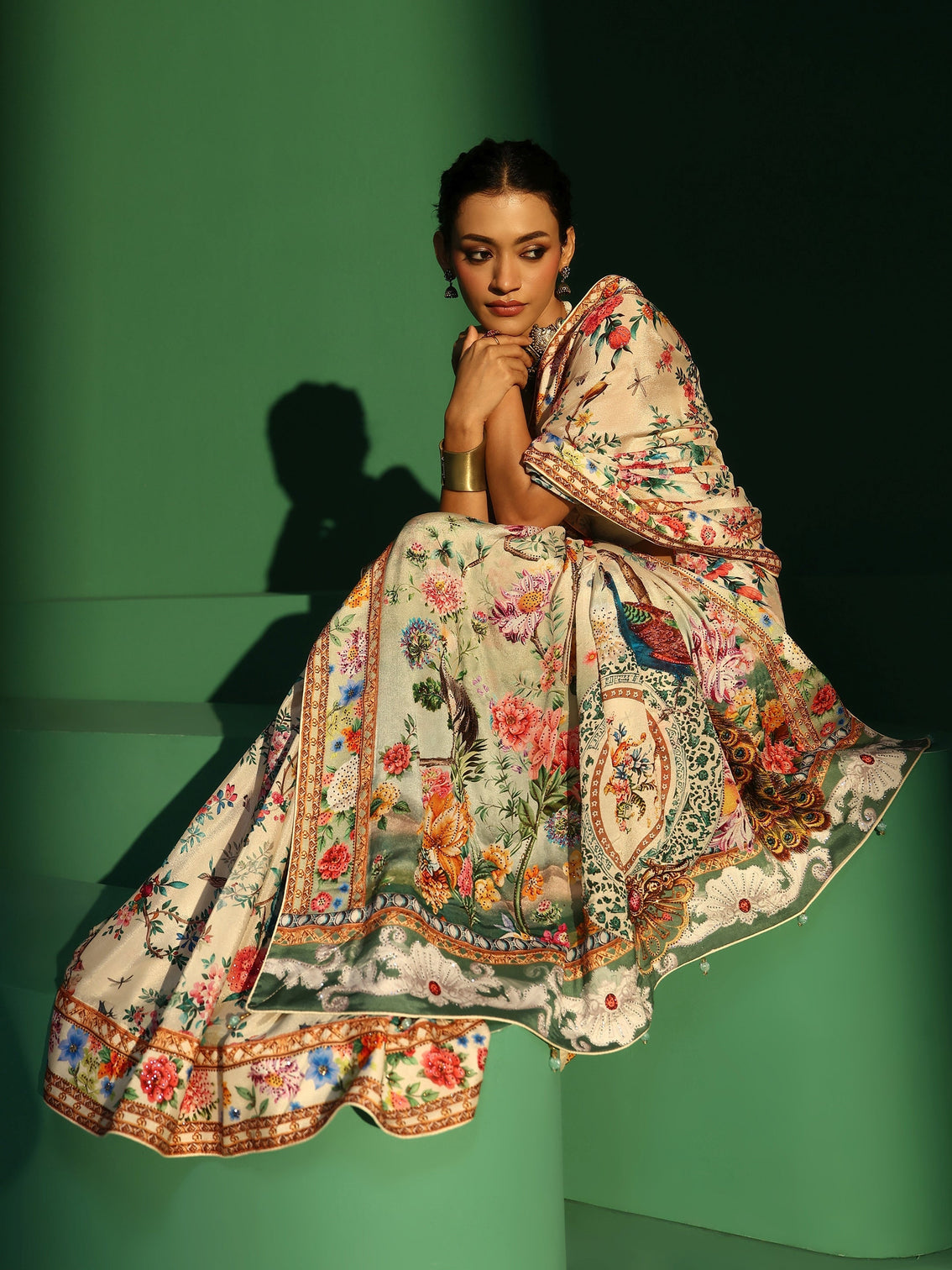 Mameraa Art Multicolour Floral Printed Chiffon Saree