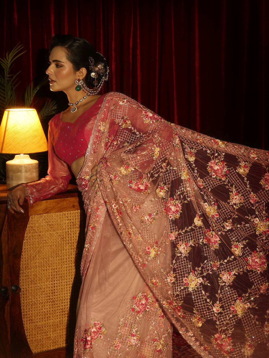 Mameraa Art Pink Floral Embroidered Net Saree