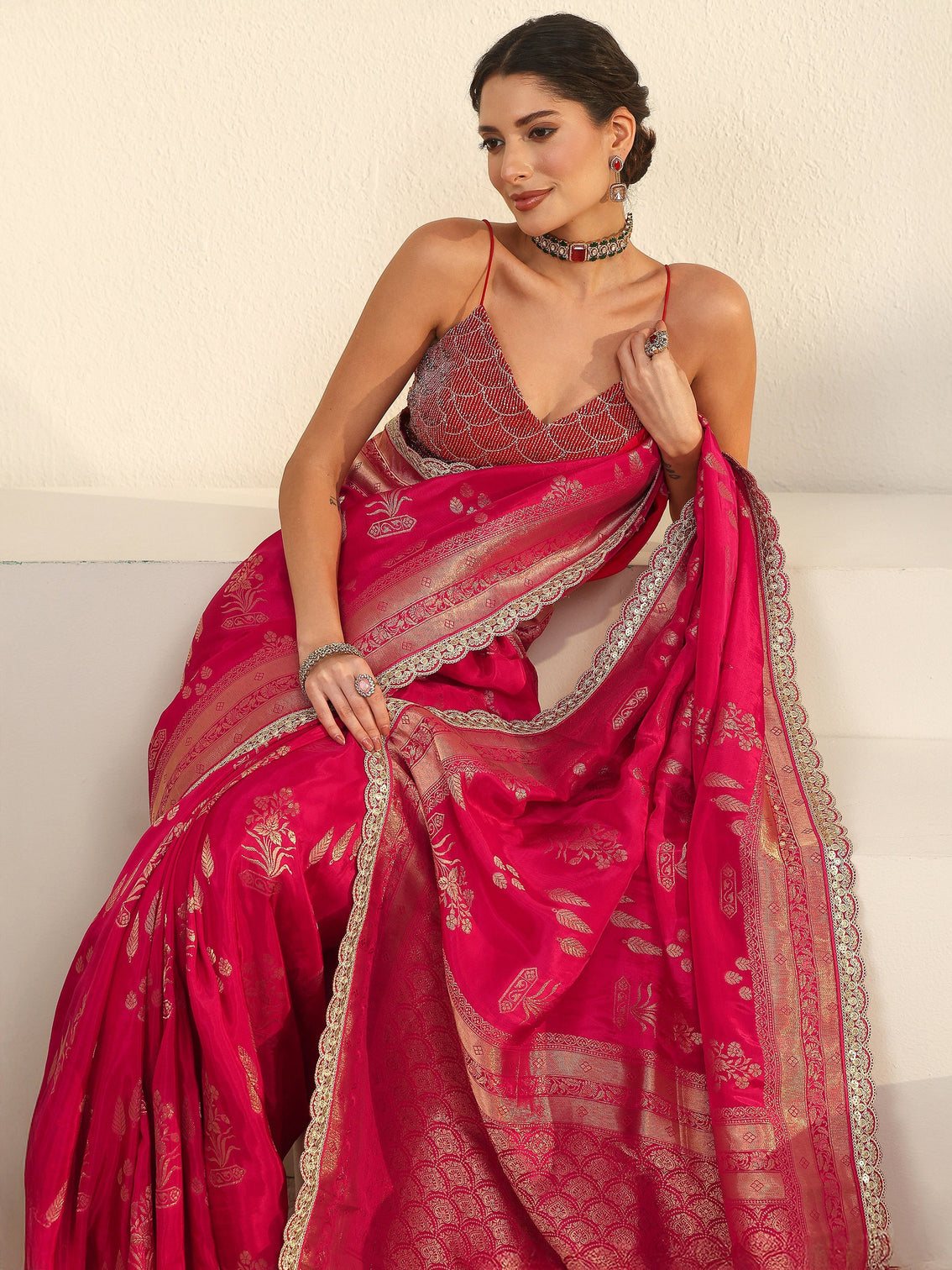 Mameraa Art Pink Flower Woven Design Satin Saree