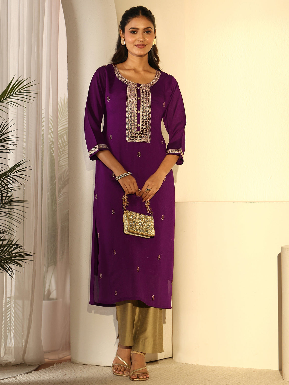 Mameraa Aubergine Purple Floral Embroidered Silk Blend Straight Kurta