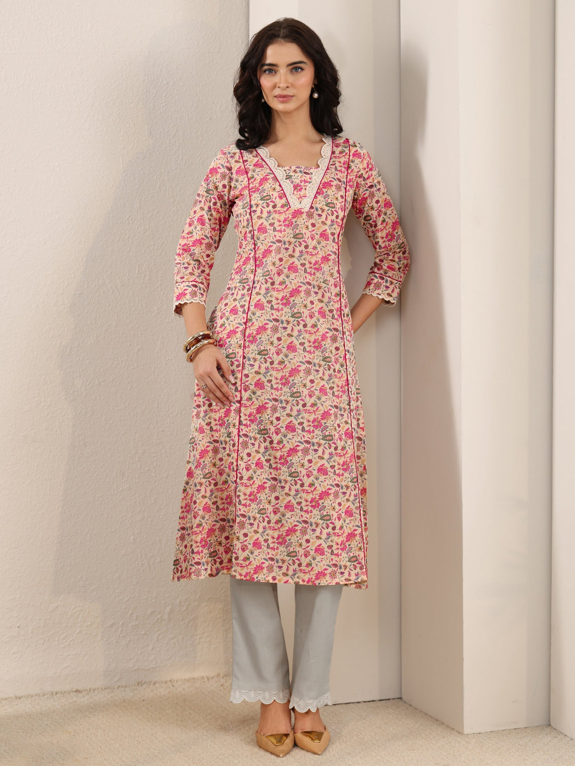 Mameraa Beige Floral Printed Cotton A-Line Kurta