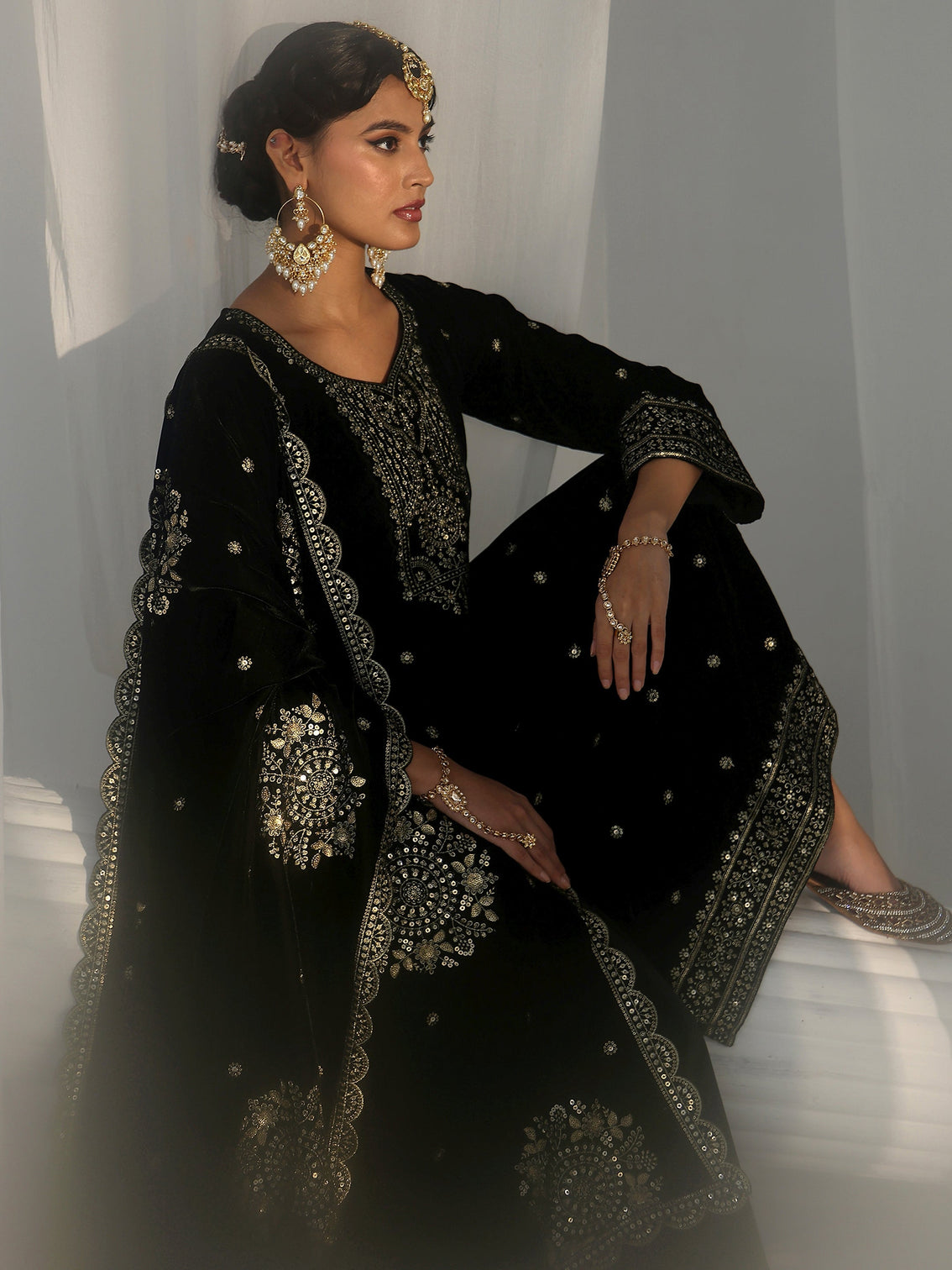Mameraa Black Embroidered Velvet Straight Suit Set