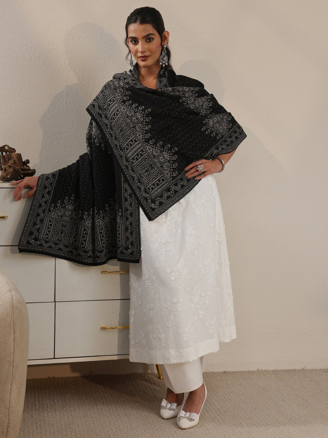 Mameraa Black Ethnic Embroidered Acrylic Wrap Shawl