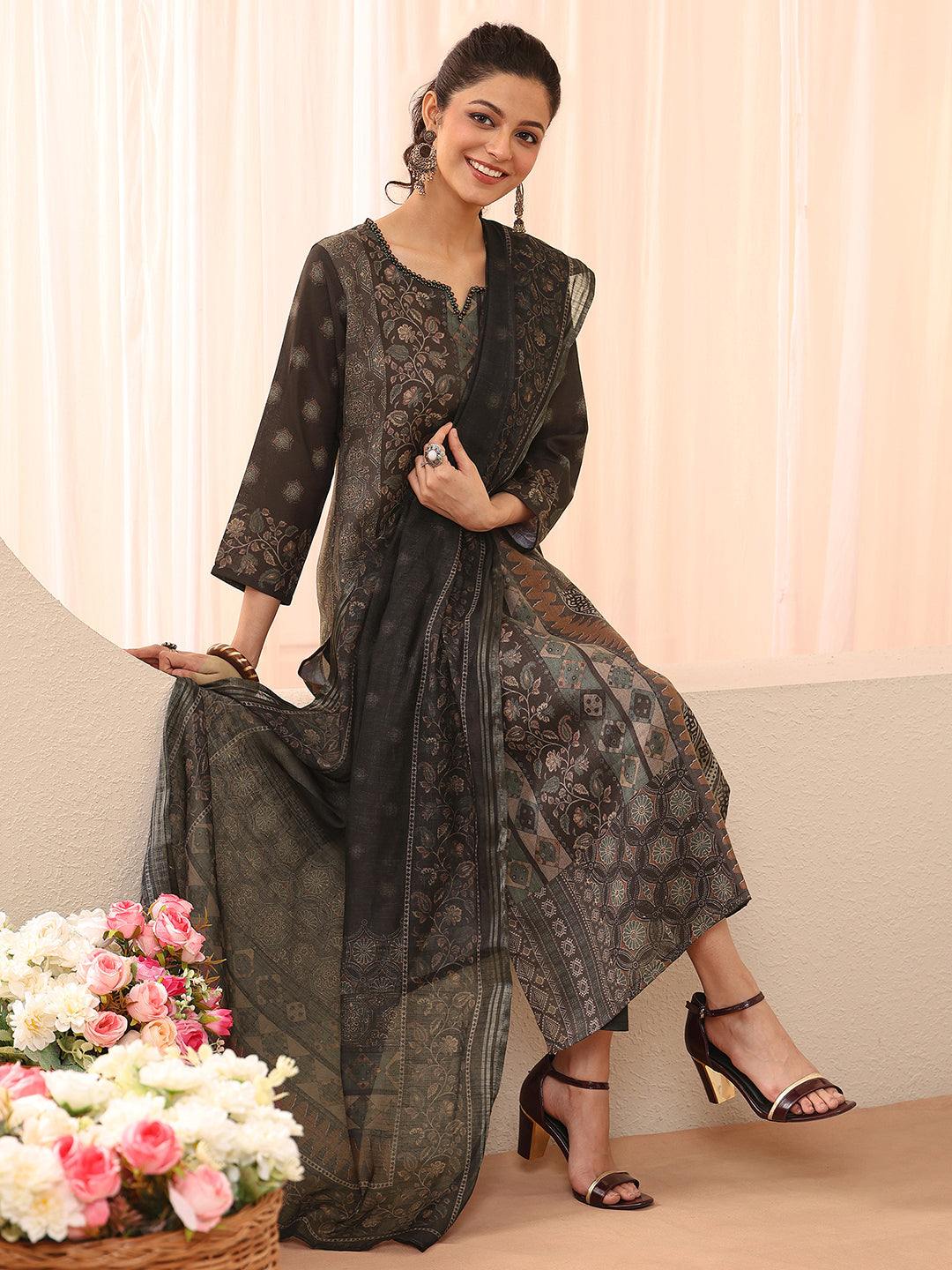 Mameraa Black Ethnic Printed Linen Straight Suit Set