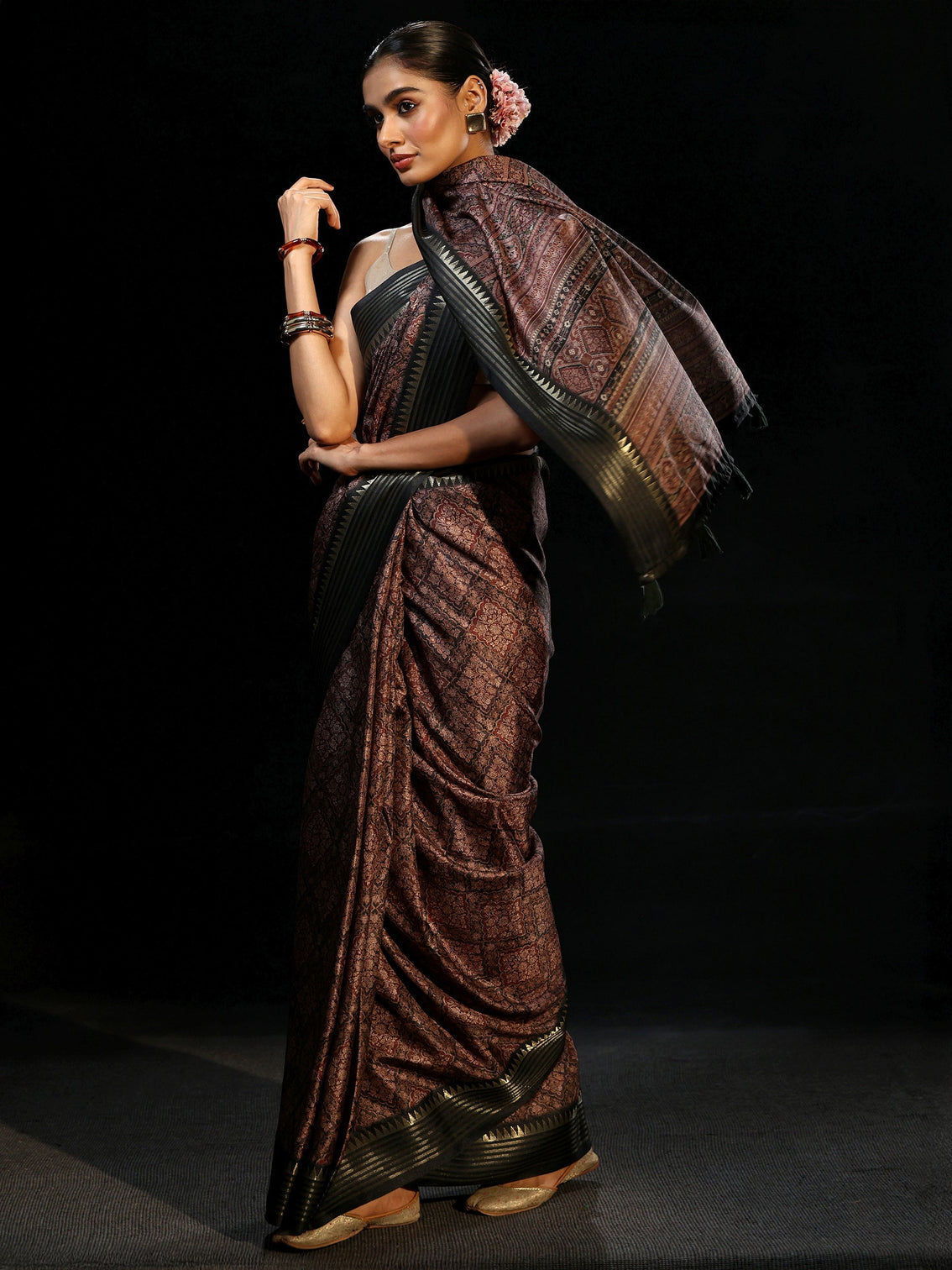 Mameraa Black Floral Foil Printed Silk Blend Saree