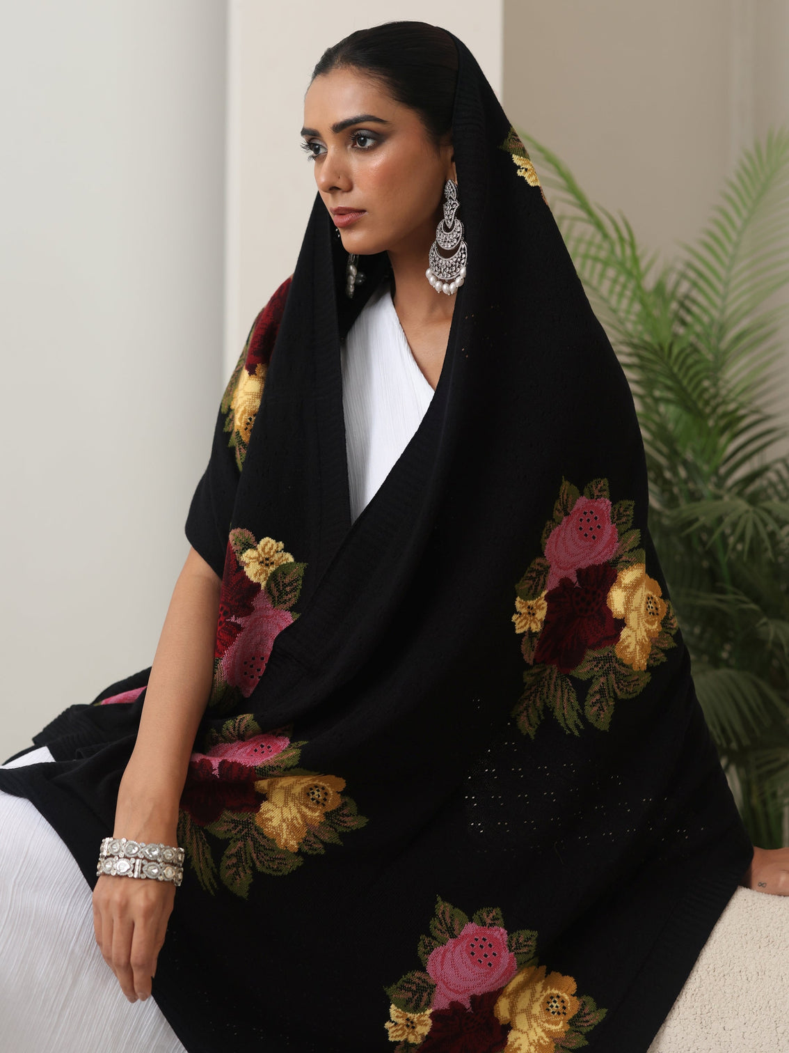 Mameraa Black Floral Knitted Acrylic Shawl