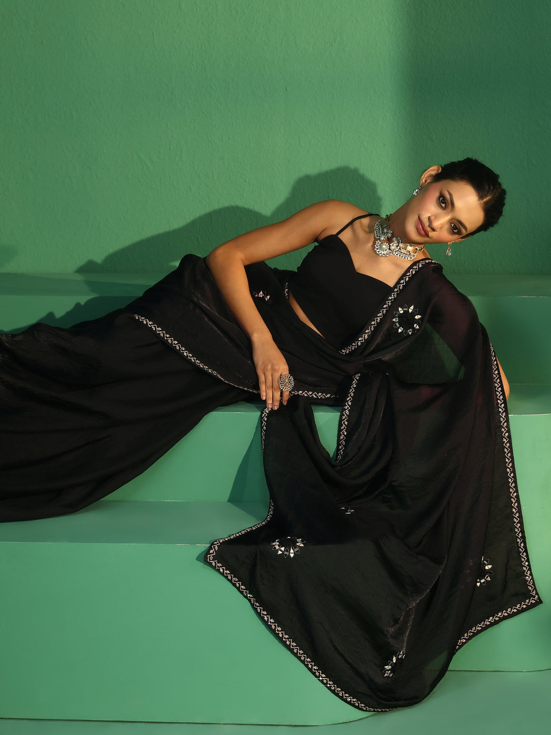 Mameraa Black Floral Mirror Work Embellished Tissue Saree