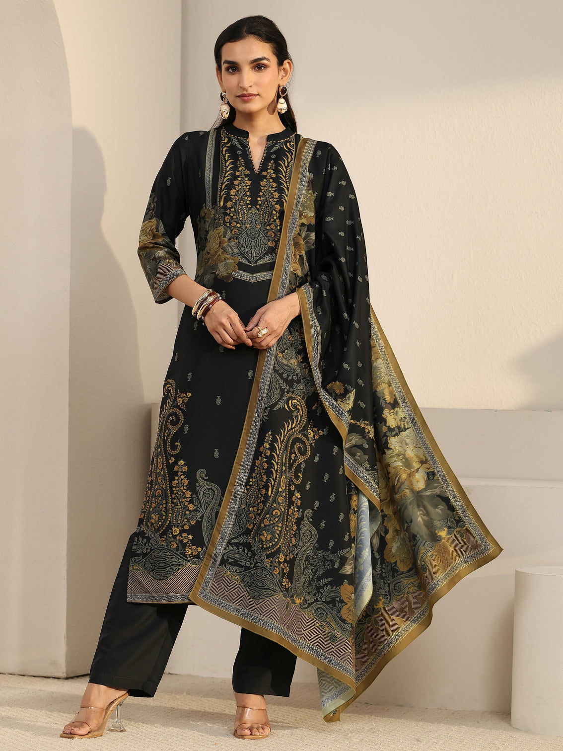 Mameraa Black Floral Printed Muslin Straight Suit Set