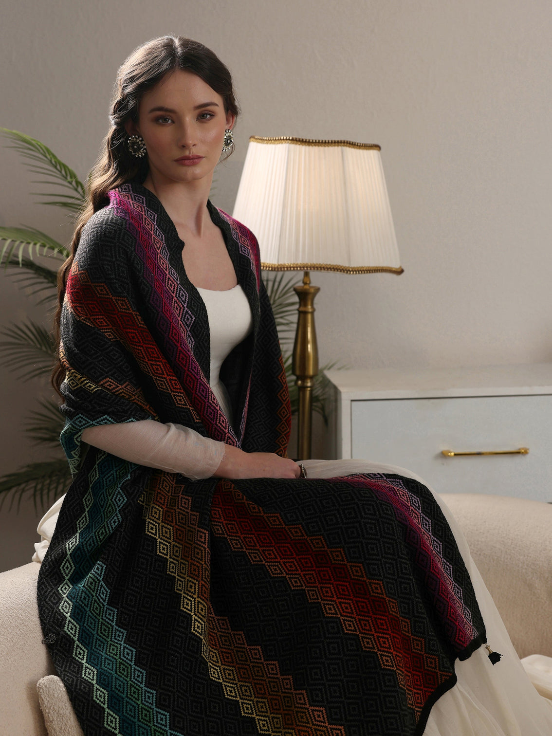 Mameraa Black Geometric Knitted Acrylic Wrap Shawl