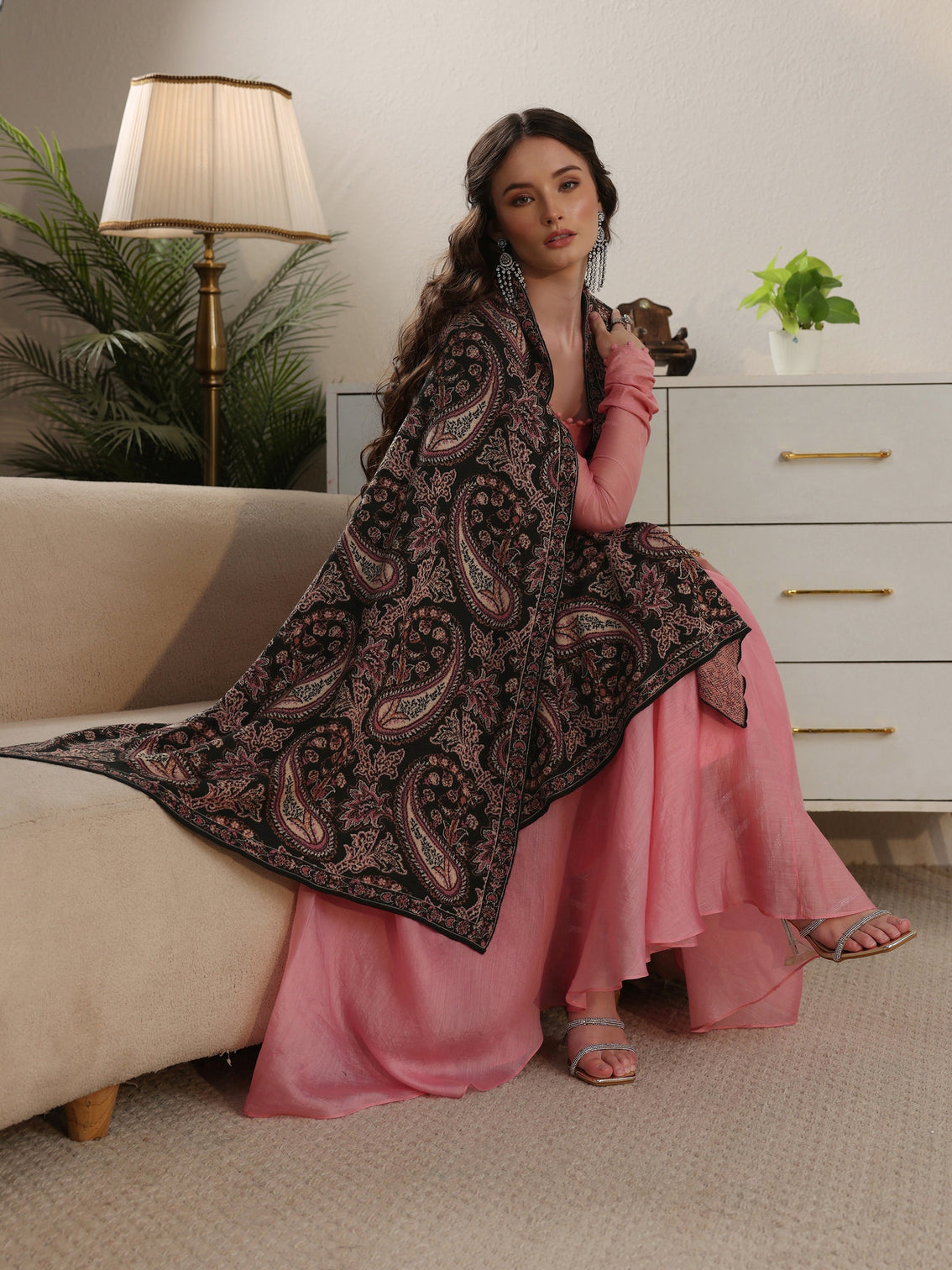 Mameraa Black Paisley Knitted Acrylic Shawl