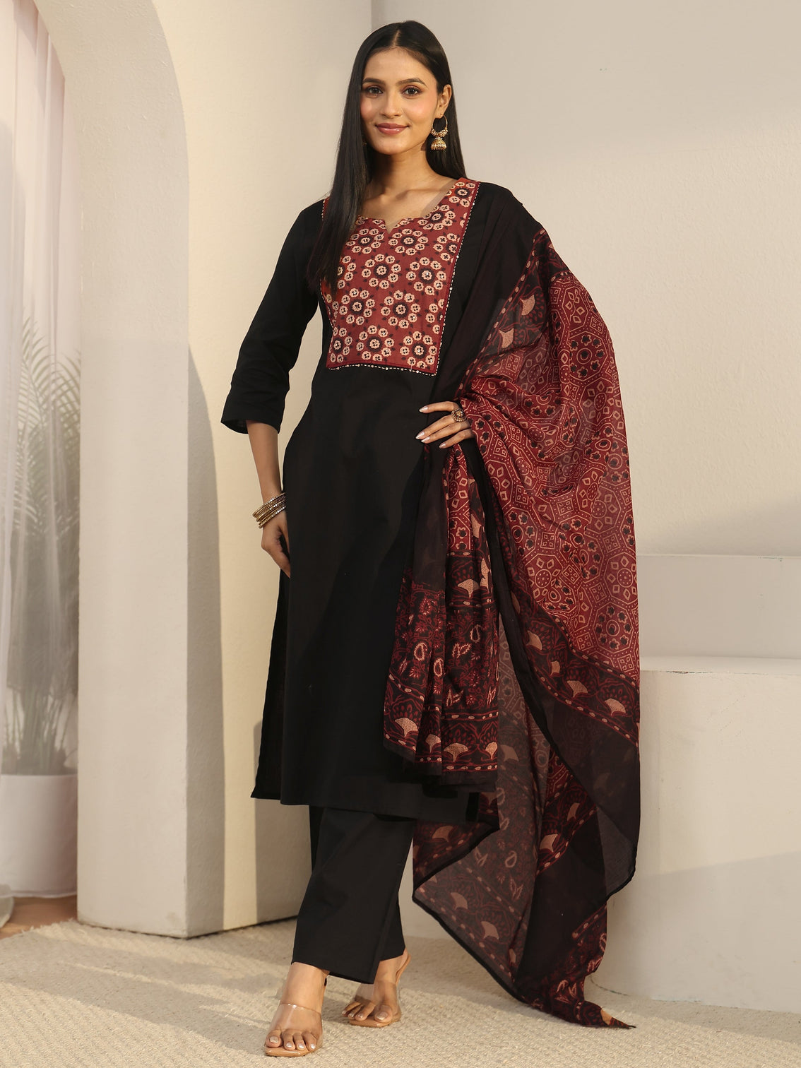 Mameraa Black Yoke Printed Cotton Straight Suit Set