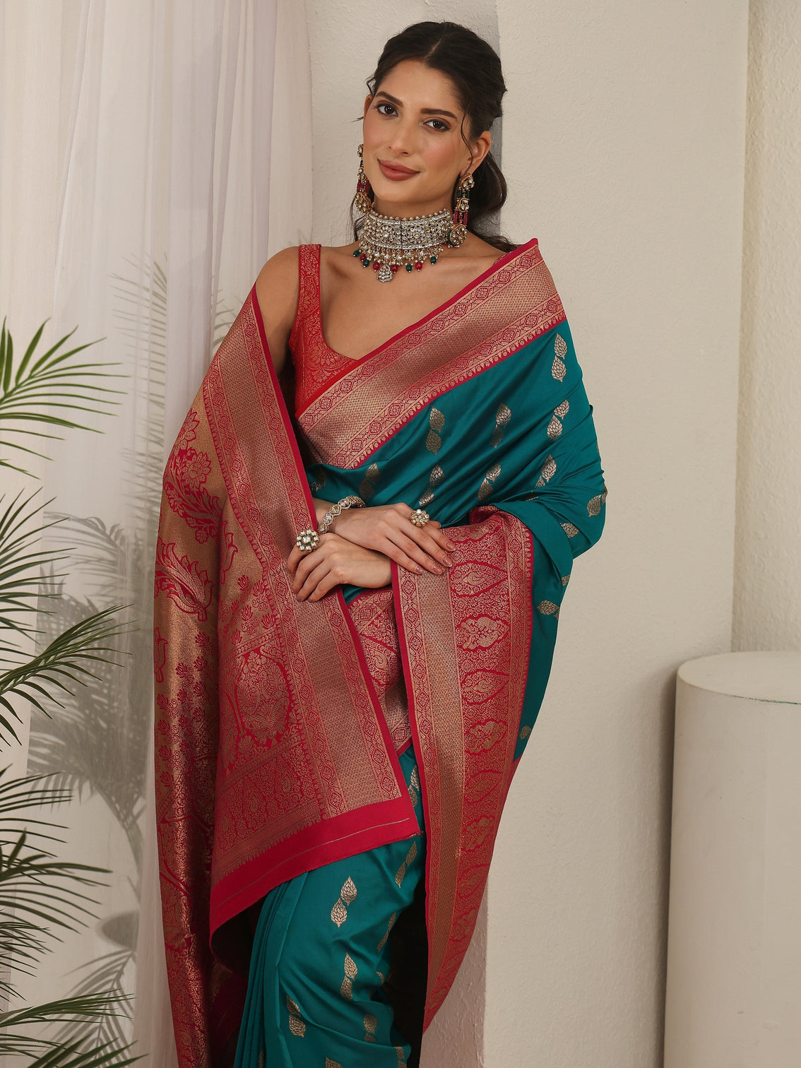 Mameraa Blue and Red Banarasi Silk Blend Saree