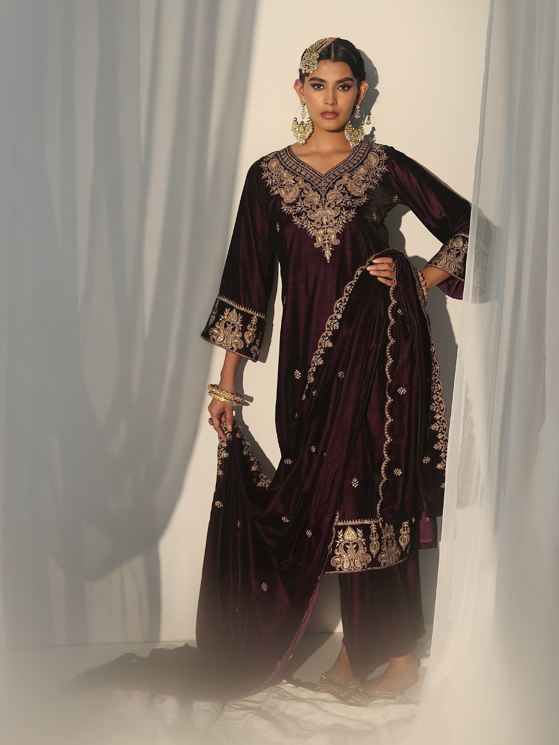 Mameraa Burgundy Yoke Design Velvet Straight Suit Set