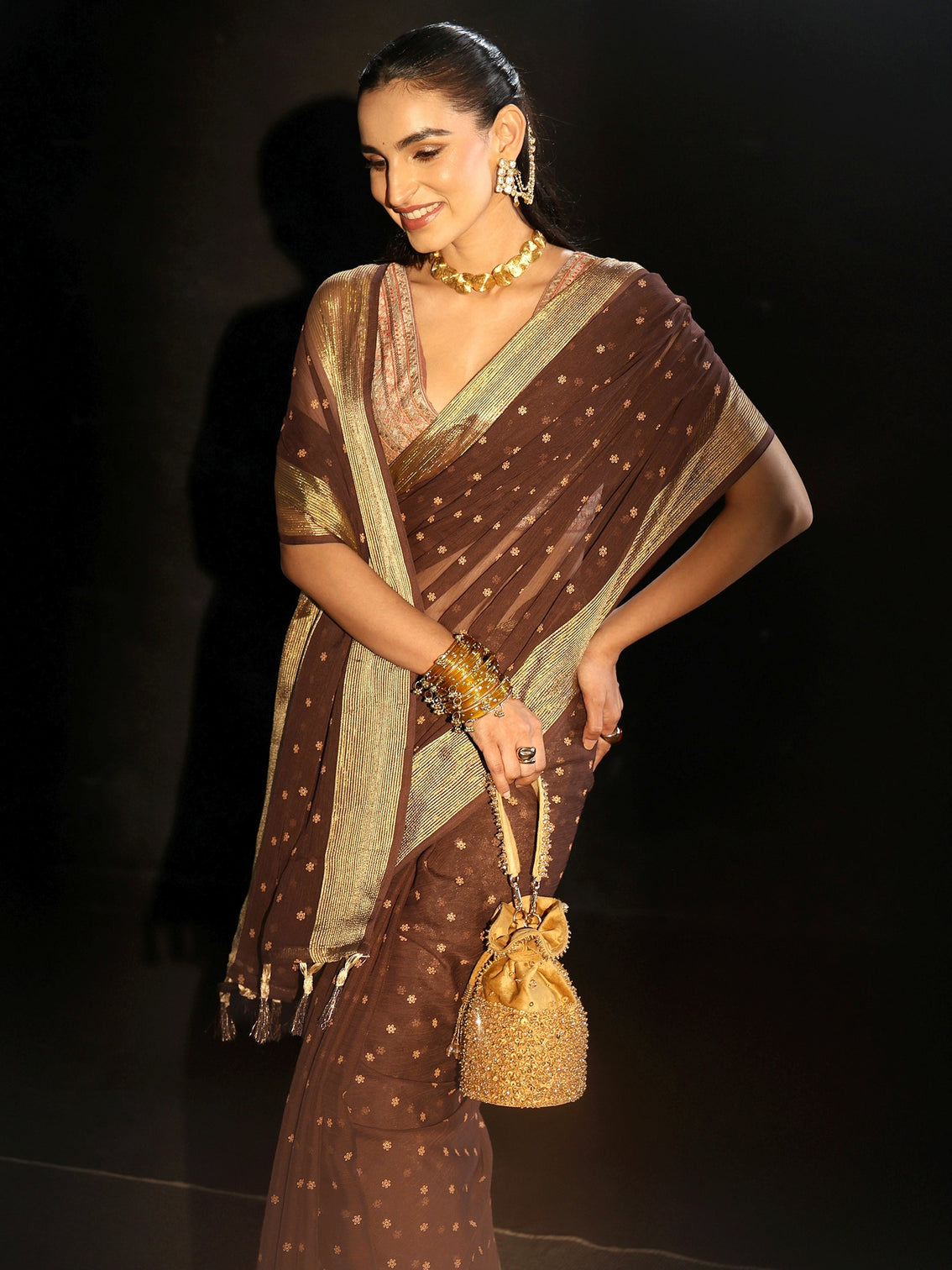 Mameraa Chocolate Brown Floral Printed Chiffon Saree