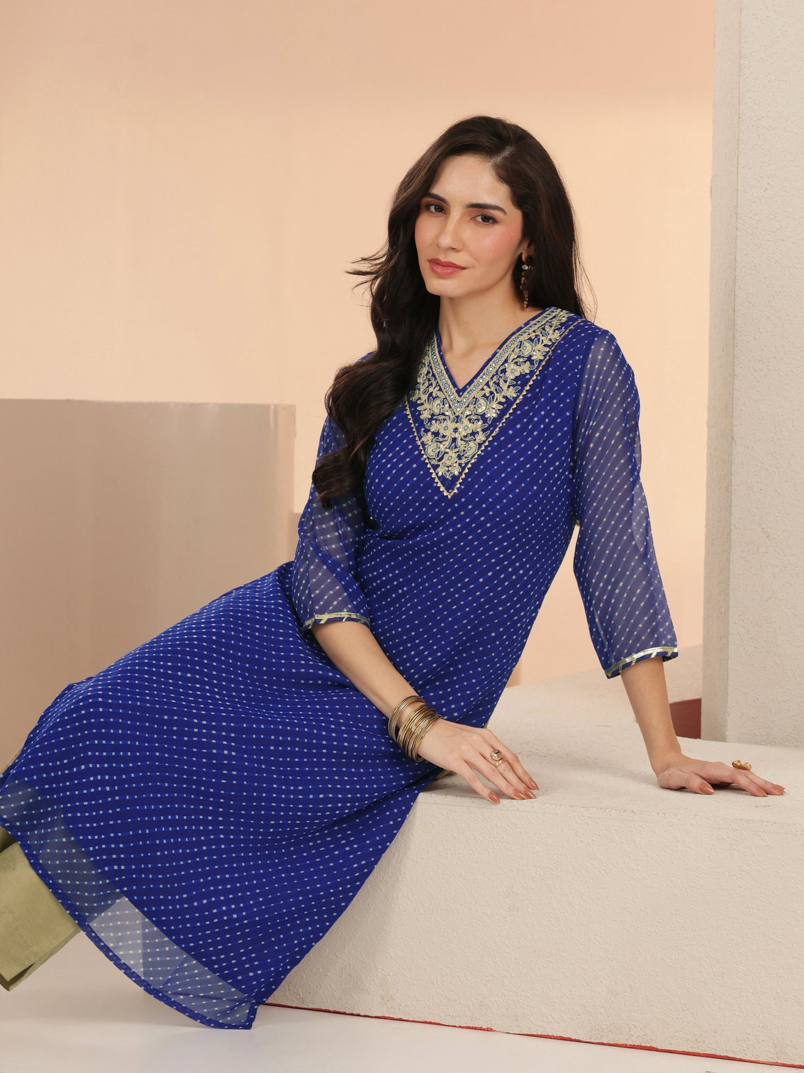 Mameraa Cobalt Blue Printed Chiffon Straight Kurta