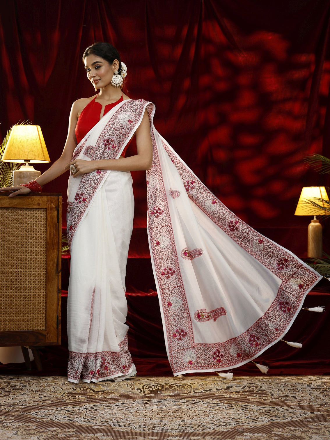 Mameraa Cream Paisley Embroidered Silk blend Saree