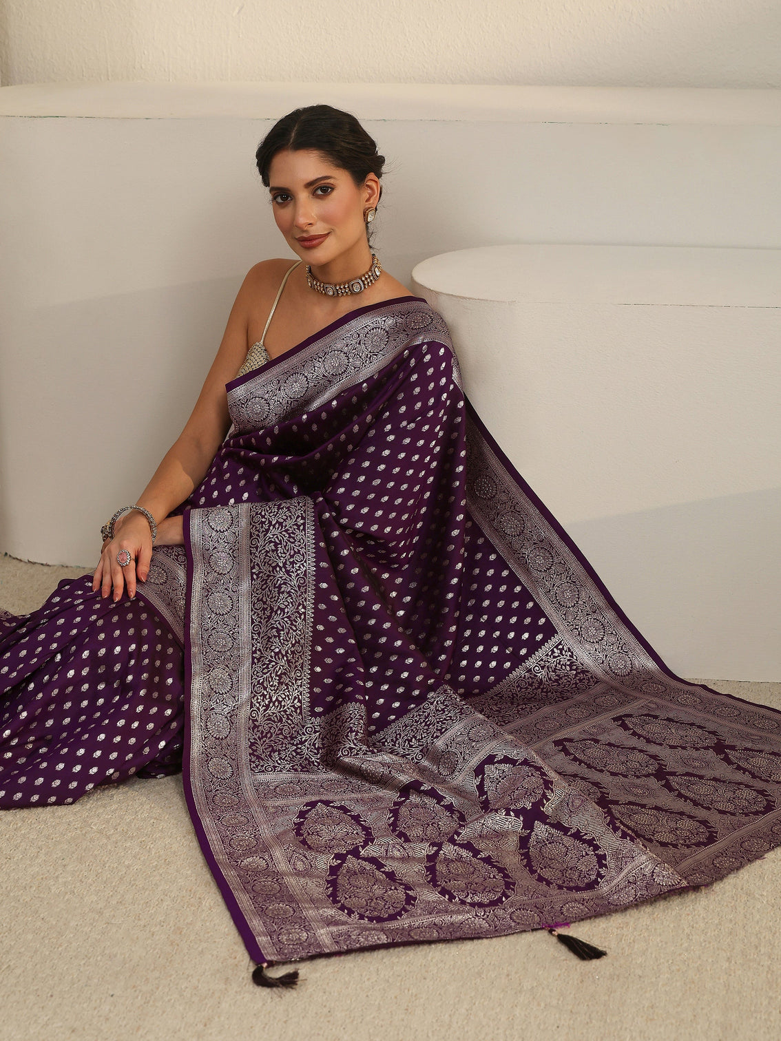 Mameraa Dark Purple Banarasi Silk Blend Saree