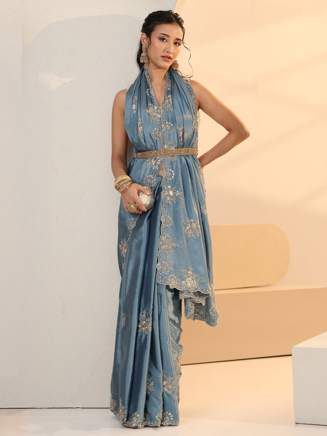 Mameraa Dusty Blue Floral Embroidered Silk Saree