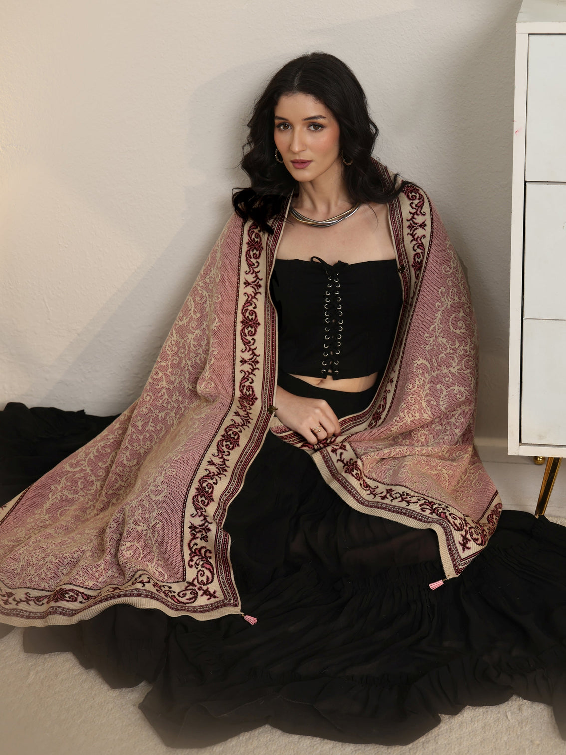 Mameraa Dusty Pink Floral Knitted Acrylic Wrap Shawl