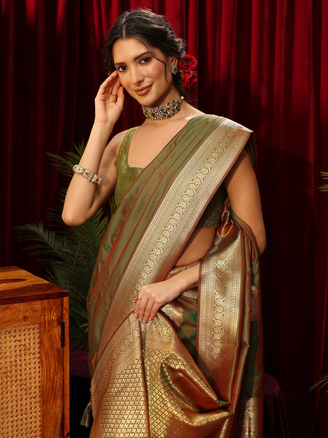 Mameraa Green Elephant Motif Kanjeevaram Silk Blend Saree