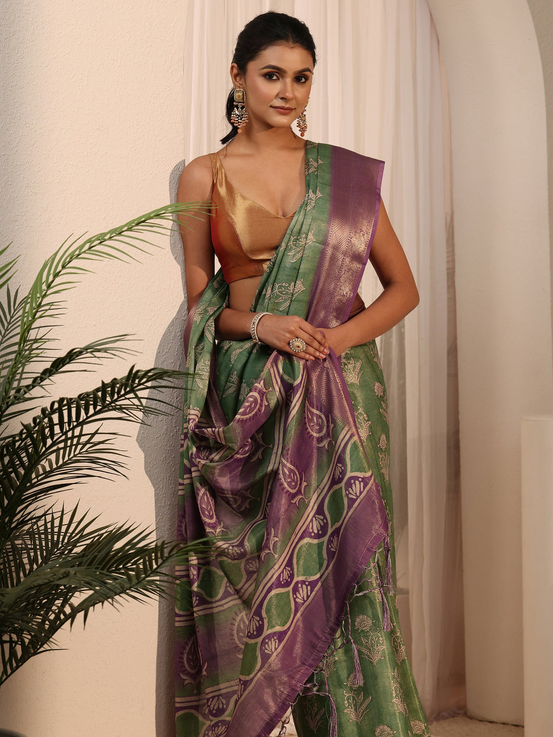 Mameraa Green Floral Printed Silk Blend Tassel Saree with Woven Border
