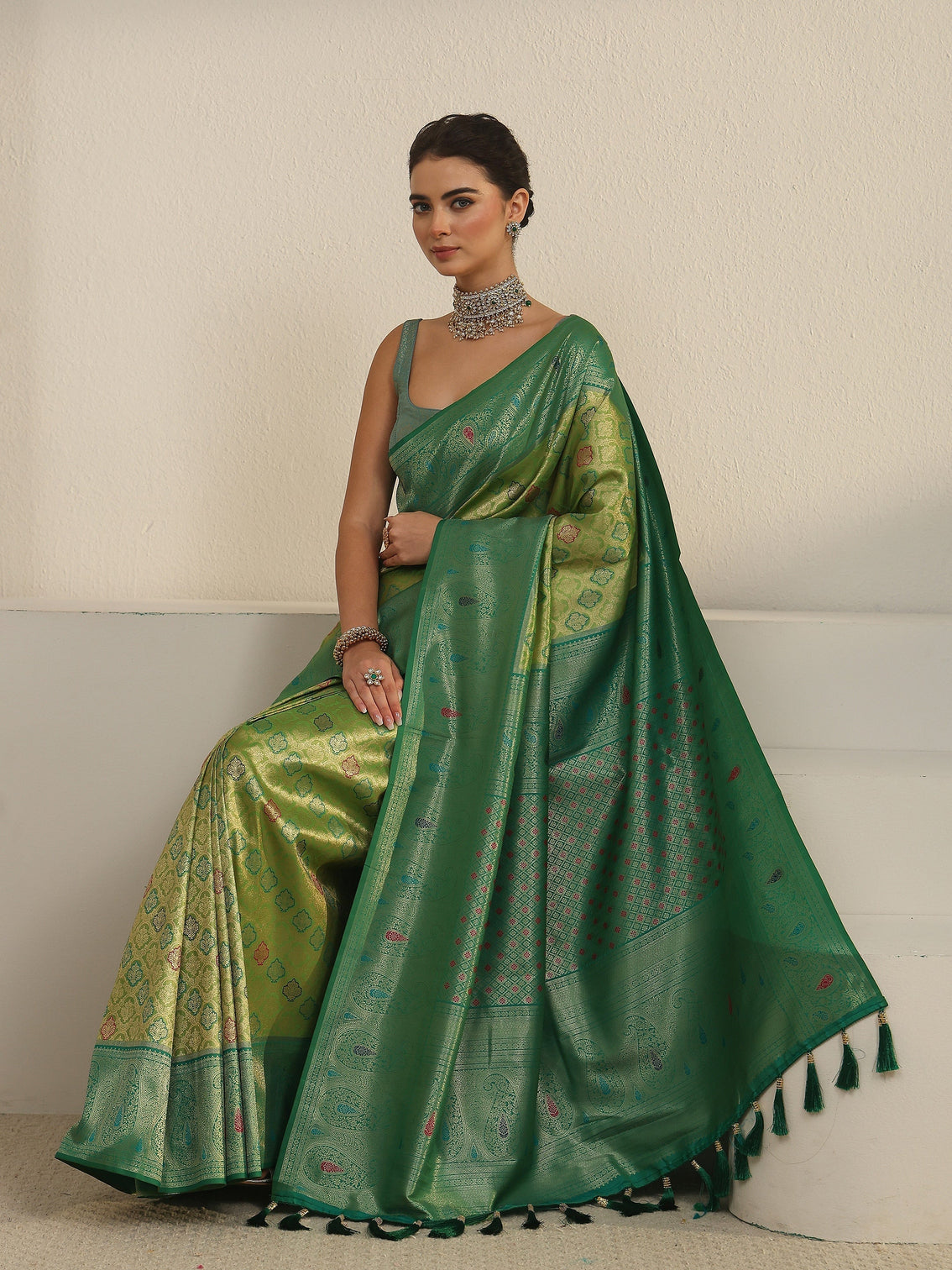 Mameraa Green Woven Design Silk Blend Saree with Paisley Border