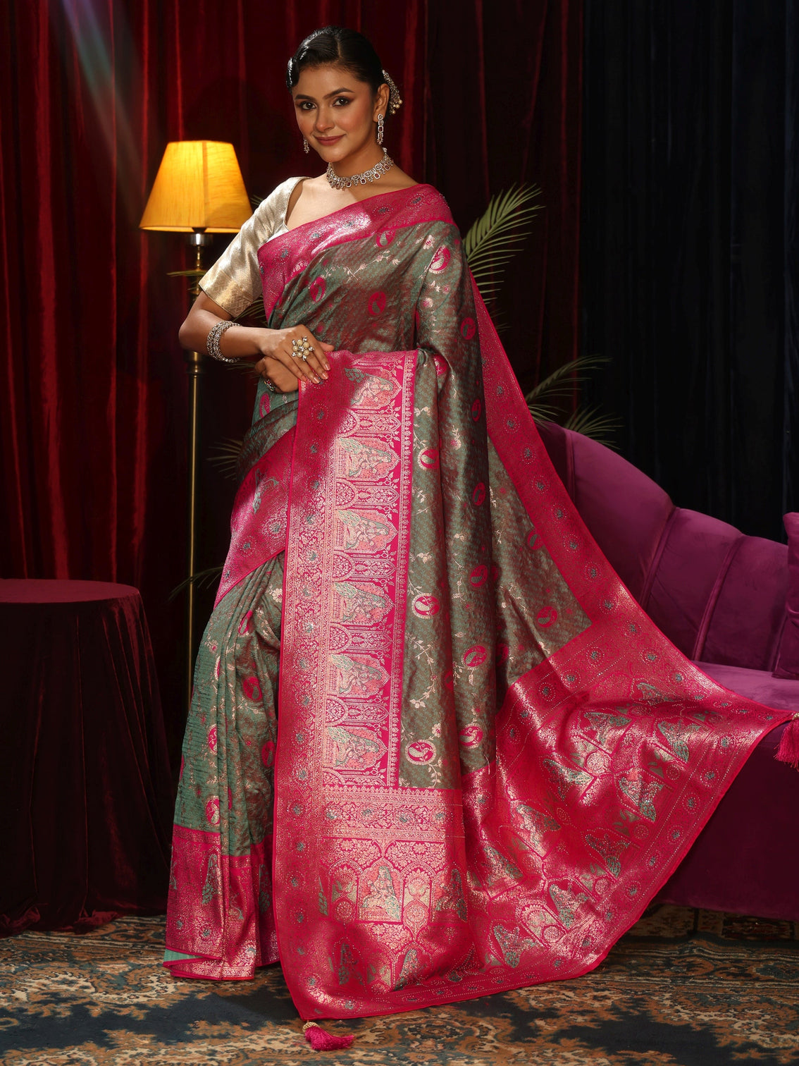 Mameraa Grey Woven Design Silk Blend Saree with Pink Pallu