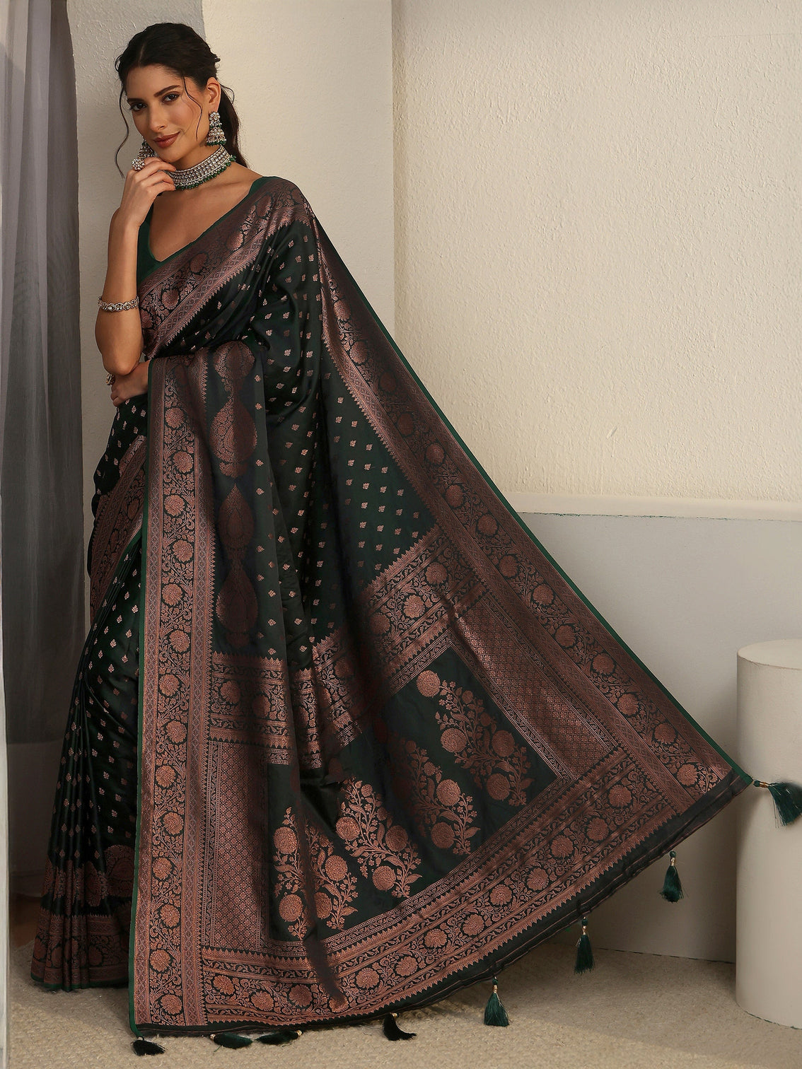 Mameraa Jungle Green Banarasi Satin Saree