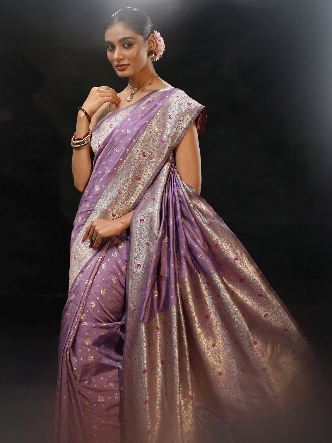 Mameraa Lavender Banarasi Silk Blend Saree