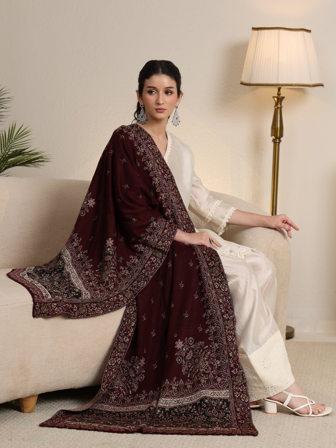 Mameraa Maroon Floral Knitted Acrylic Wrap Shawl