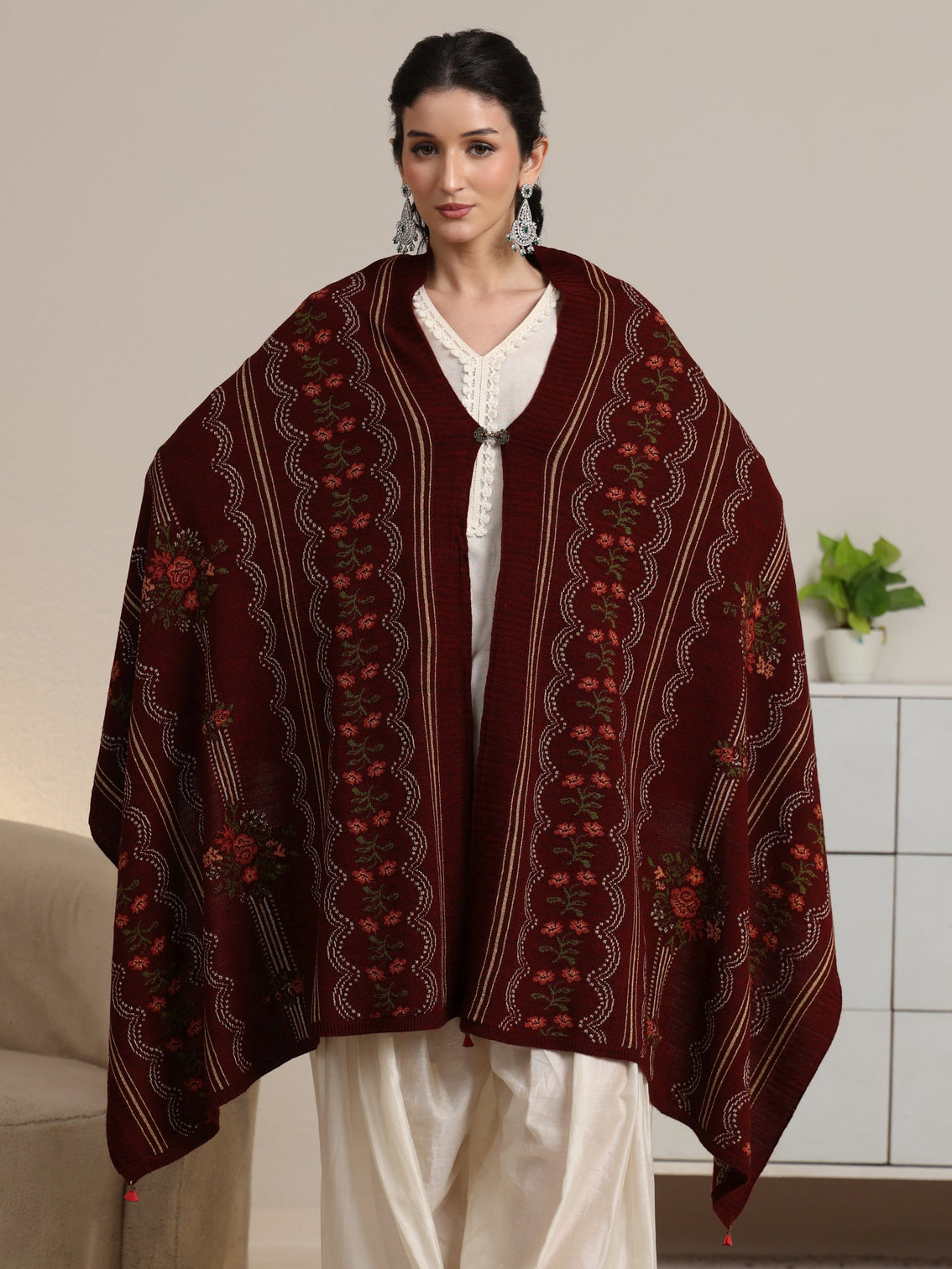 Mameraa Maroon Floral Knitted Acrylic Wrap Shawl