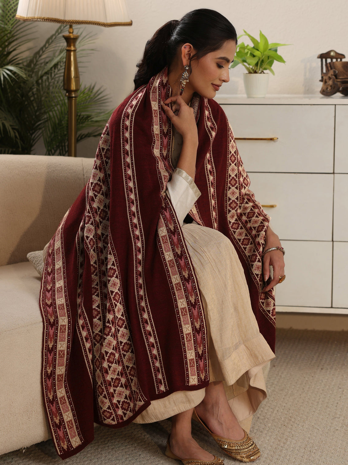Mameraa Maroon Geometric Knitted Acrylic Wrap Shawl