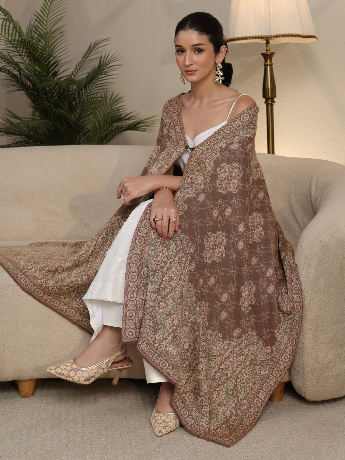Mameraa Mauve Floral Knitted Acrylic Wrap Shawl