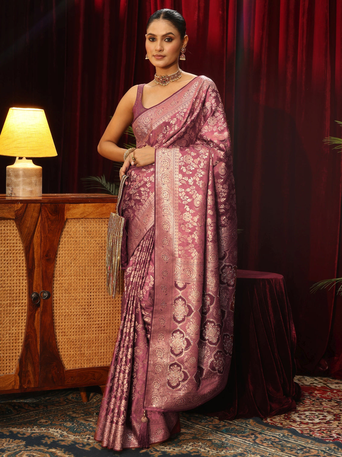 Mameraa Mauve Floral Woven Design Silk Blend Saree
