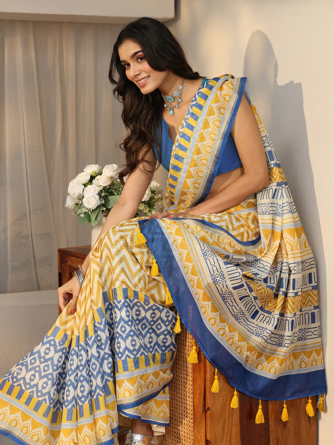 Mameraa Multi Colour Chevron Printed Cotton Blend Saree