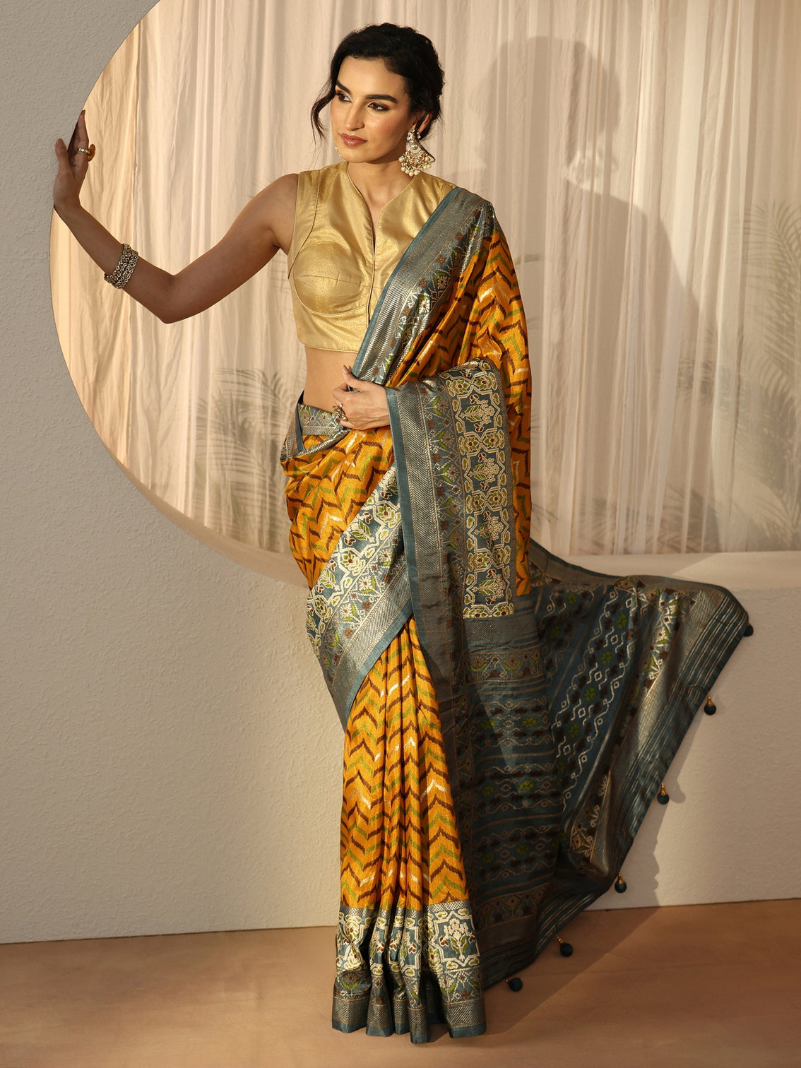 Mameraa Mustard Chevron Printed Silk Blend Saree