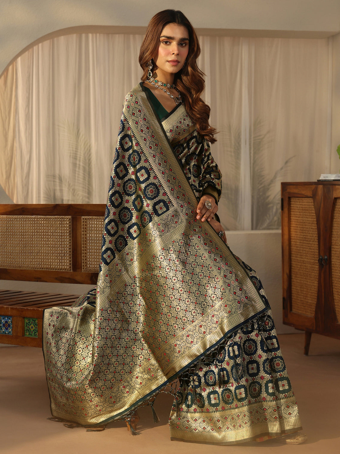 Mameraa Navy Banarasi Silk Blend Saree