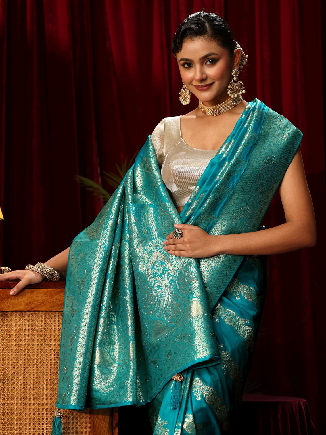 Mameraa Navy Blue Banarasi Silk Blend Saree